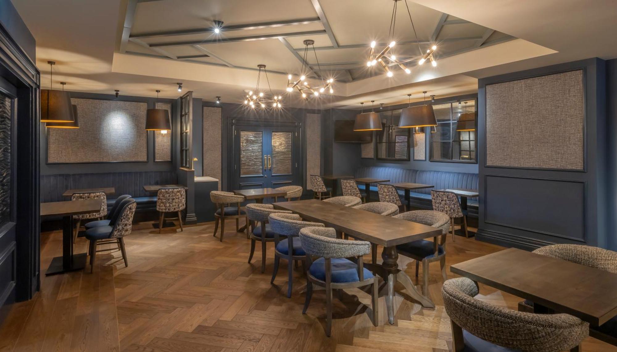Bracken Court Hotel Балбриган Екстериор снимка