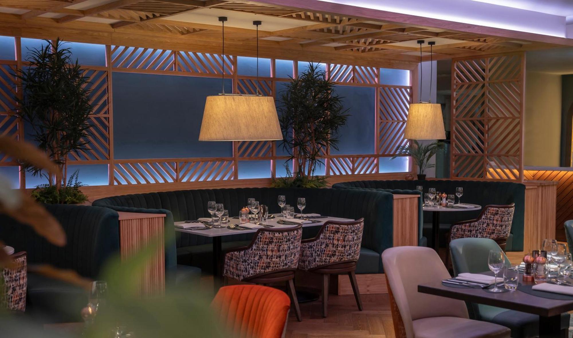 Bracken Court Hotel Балбриган Екстериор снимка